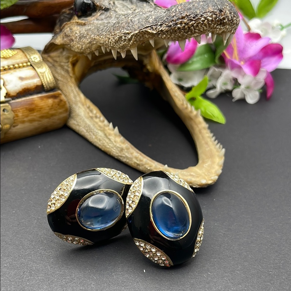 Ciner clip-on earrings vintage 🔥
